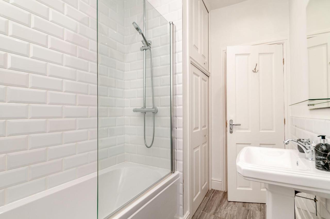 Appartamento 8 Kents Bank House Grange-over-Sands Esterno foto